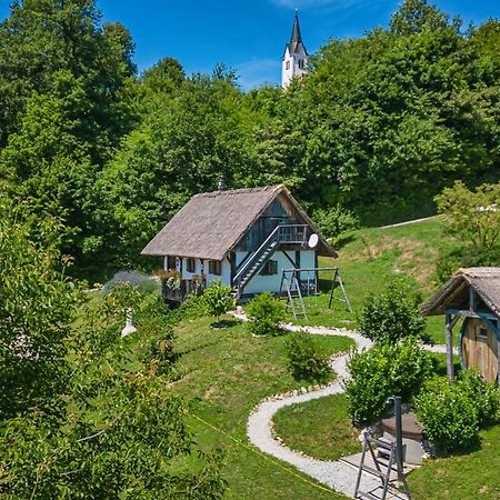 Vineyard Cottages Skatlar - Happy Rentals Otocec Exterior photo